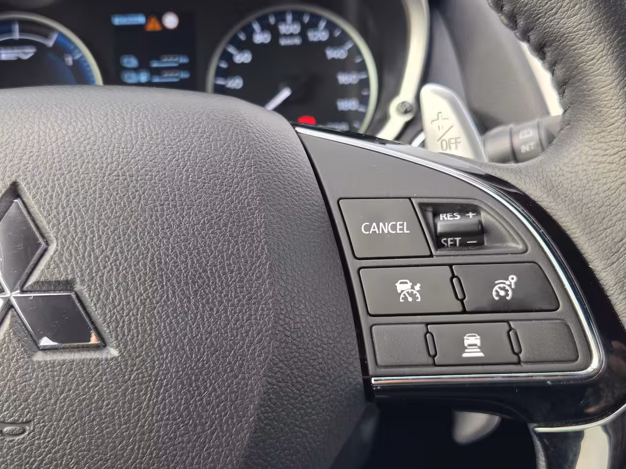 Mitsubishi Eclipse Cross 2.4 PHEV Business Executive Adaptive cruise control / apple carplay& android auto / Stoelv
