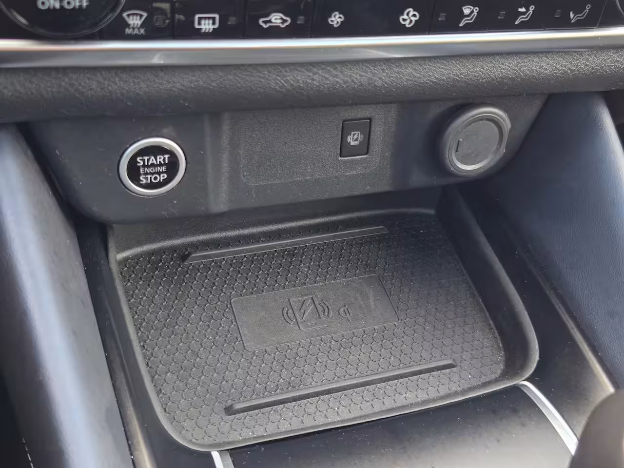 Nissan Qashqai 1.3 MHEV Tekna Apple Carplay/Android Auto / Panoramadak / Keyless entry/start / Cruise con