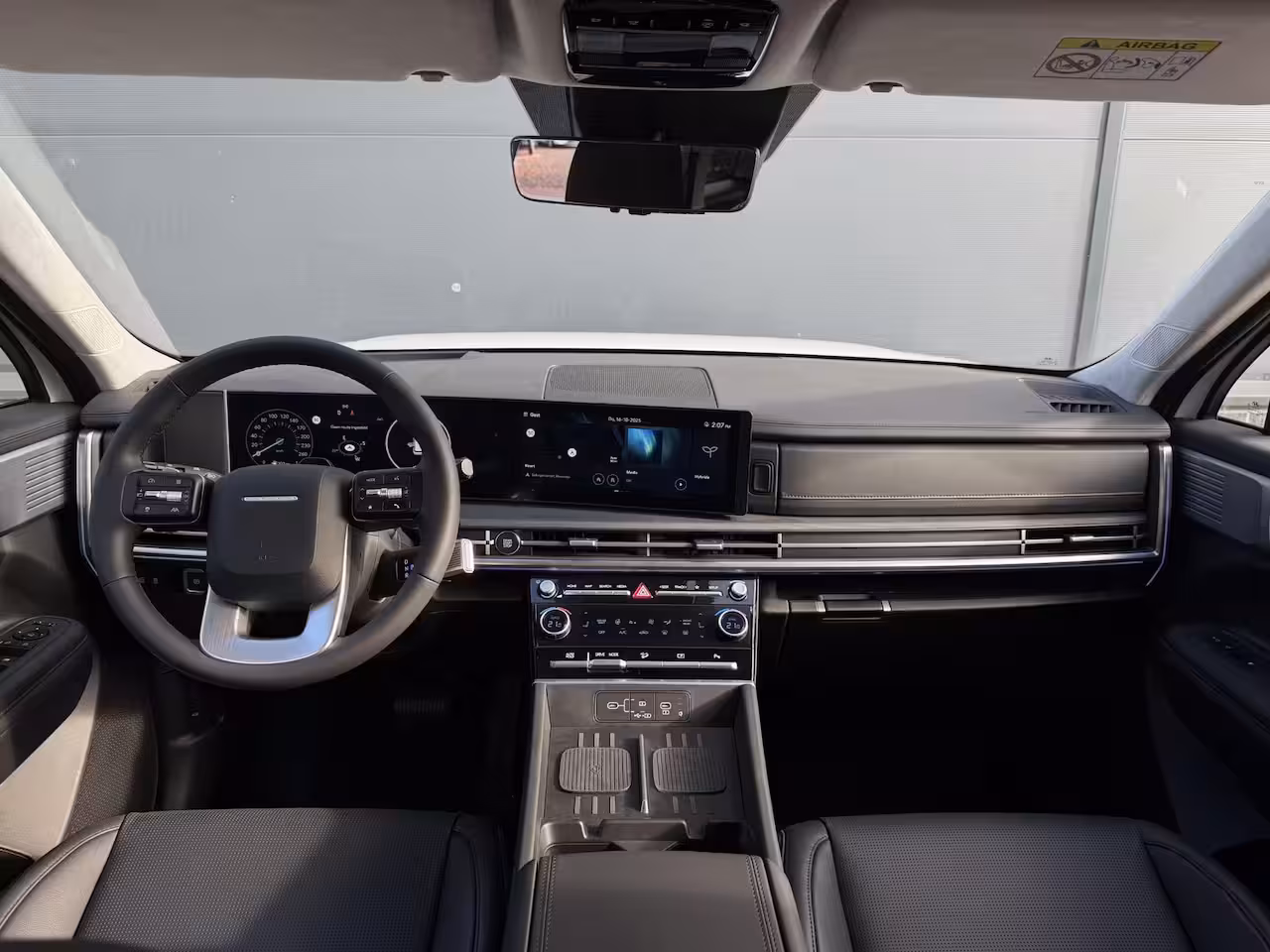 Hyundai Santa Fe 1.6 T-GDI HEV Premium 7p / Nieuw op Voorraad / Ledere Bekleding / 7 Persoons / Vol Uitgeru