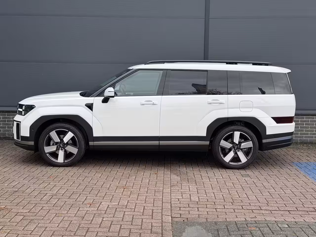 Hyundai Santa Fe 1.6 T-GDI HEV Premium 7p / Nieuw op Voorraad / Ledere Bekleding / 7 Persoons / Vol Uitgeru