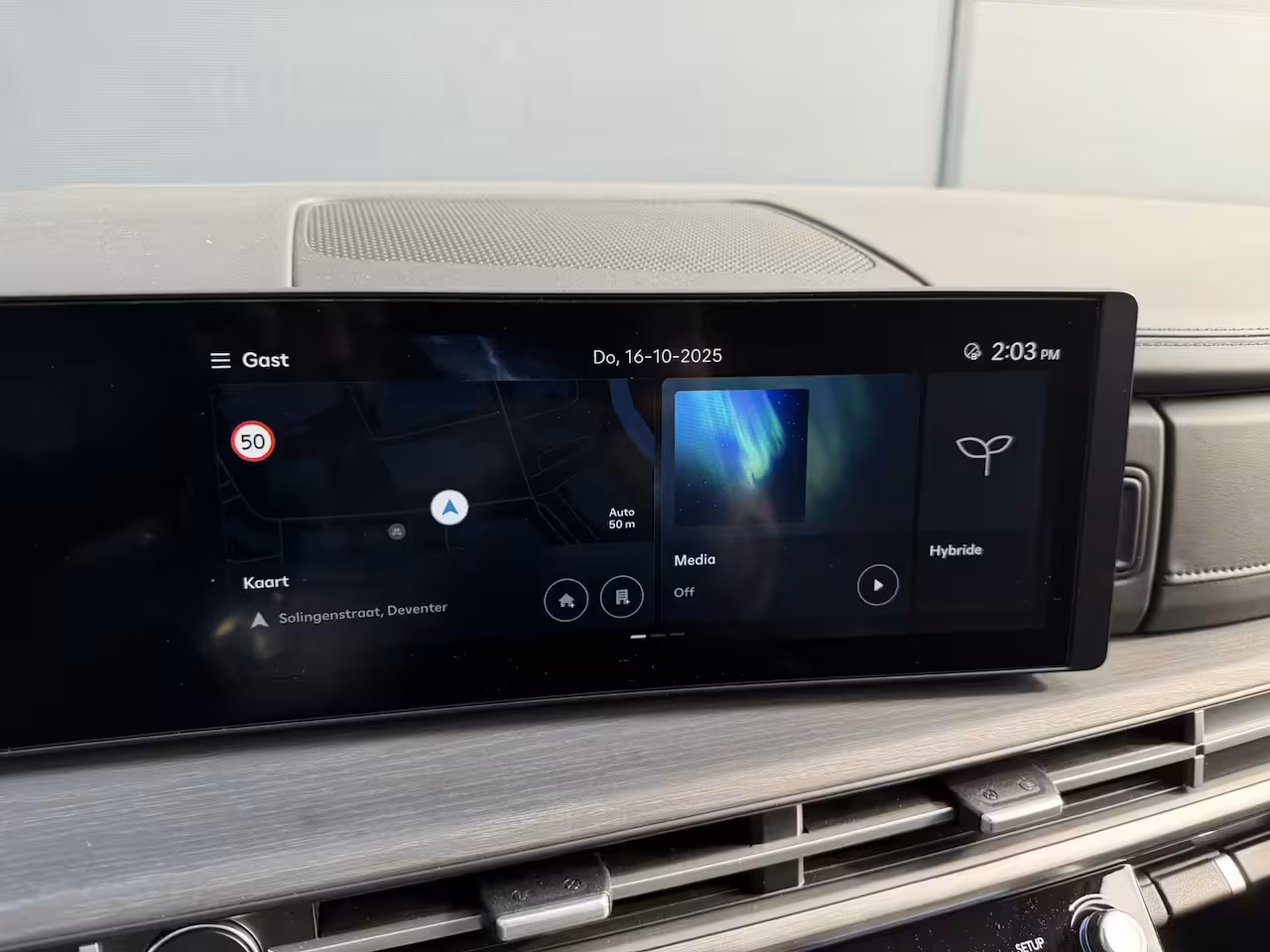 Hyundai Santa Fe 1.6 T-GDI HEV Premium 7p / Nieuw op Voorraad / Ledere Bekleding / 7 Persoons / Vol Uitgeru