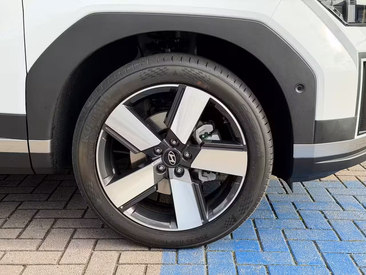 Hyundai Santa Fe 1.6 T-GDI HEV Premium 7p / Nieuw op Voorraad / Ledere Bekleding / 7 Persoons / Vol Uitgeru