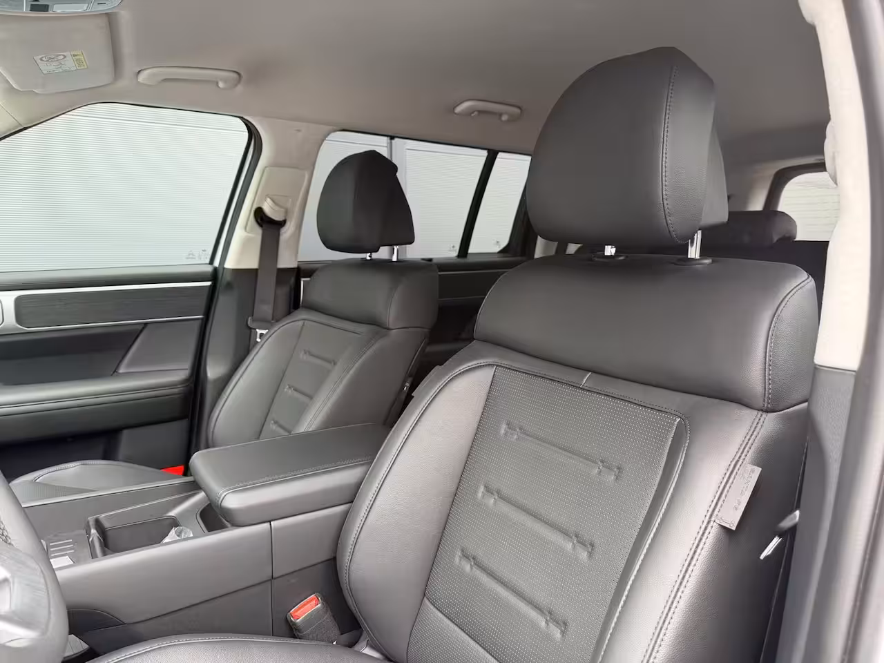Hyundai Santa Fe 1.6 T-GDI HEV Premium 7p / Nieuw op Voorraad / Ledere Bekleding / 7 Persoons / Vol Uitgeru