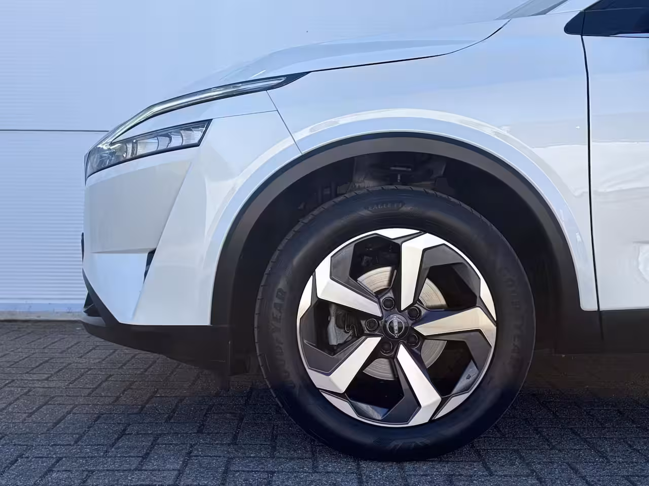 Nissan Qashqai 1.3 MHEV N-Connecta / Trekhaak ( 1400 kg ) / Apple Carplay/Android Auto / Panoramadak /