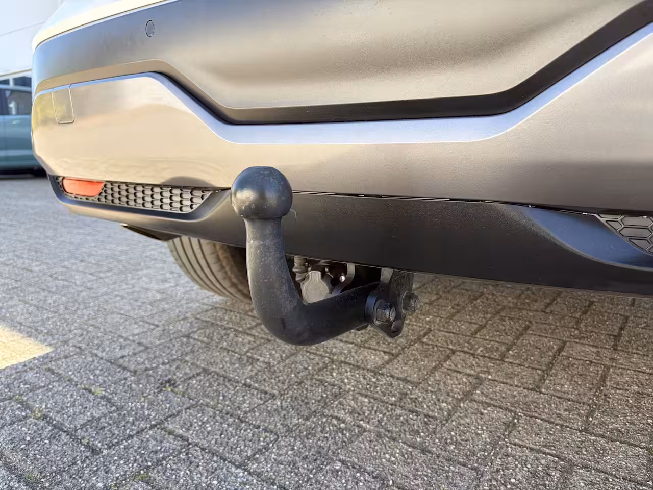 Nissan Qashqai 1.3 MHEV N-Connecta / Trekhaak ( 1400 kg ) / Apple Carplay/Android Auto / Panoramadak /