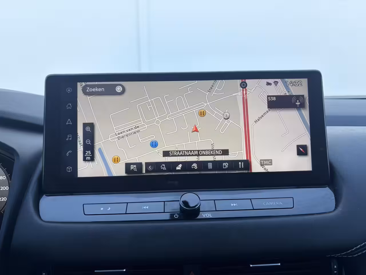Nissan Qashqai 1.3 MHEV N-Connecta / Trekhaak ( 1400 kg ) / Apple Carplay/Android Auto / Panoramadak /