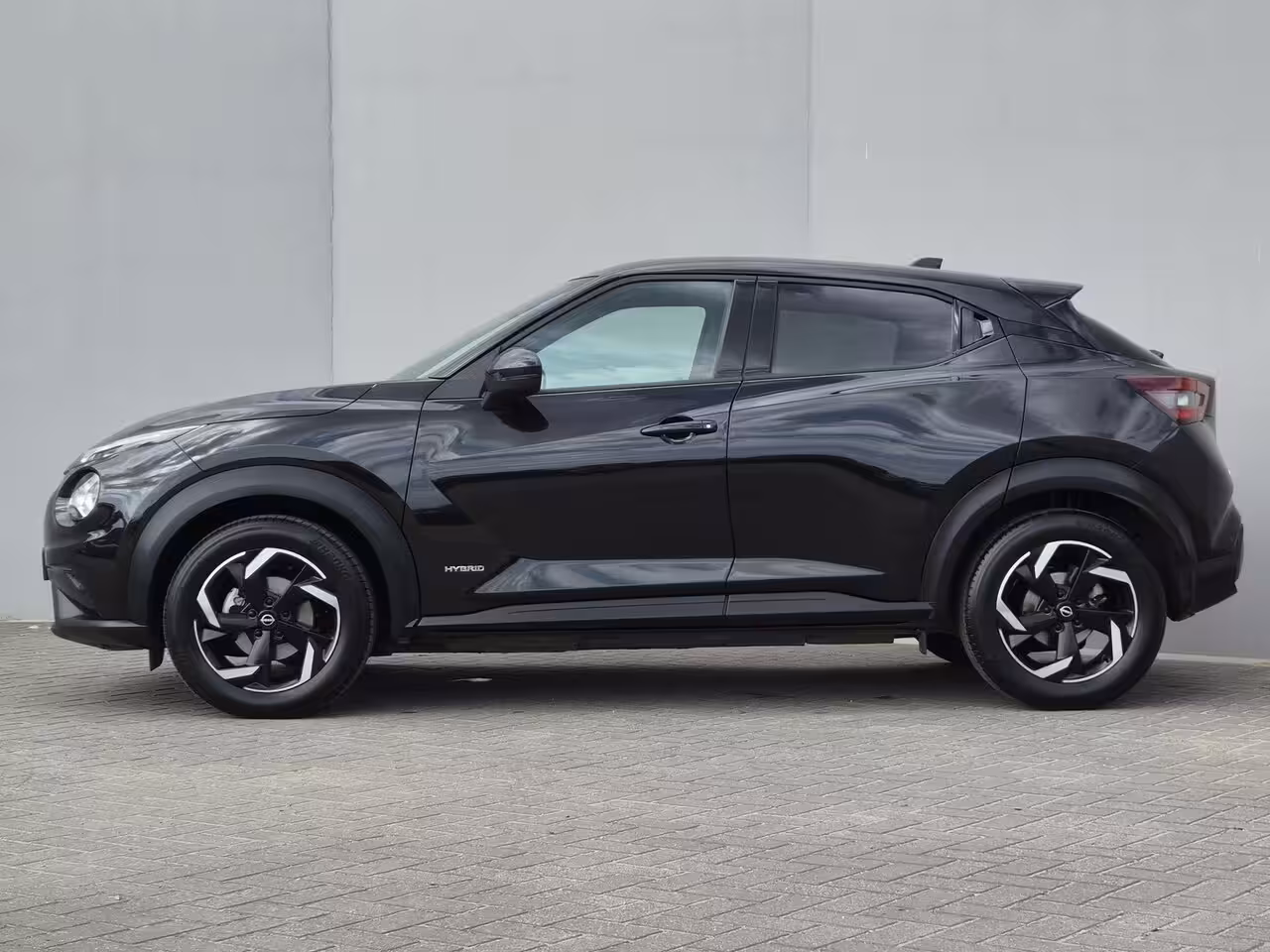 Nissan Juke 1.6 Hybrid N-Connecta / Fabrieksgarantie tot 03-2027 / Dealer onderhouden / Cruise control