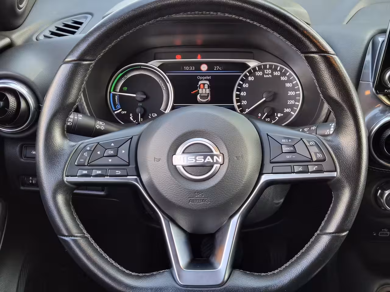 Nissan Juke 1.6 Hybrid N-Connecta / Fabrieksgarantie tot 03-2027 / Dealer onderhouden / Cruise control
