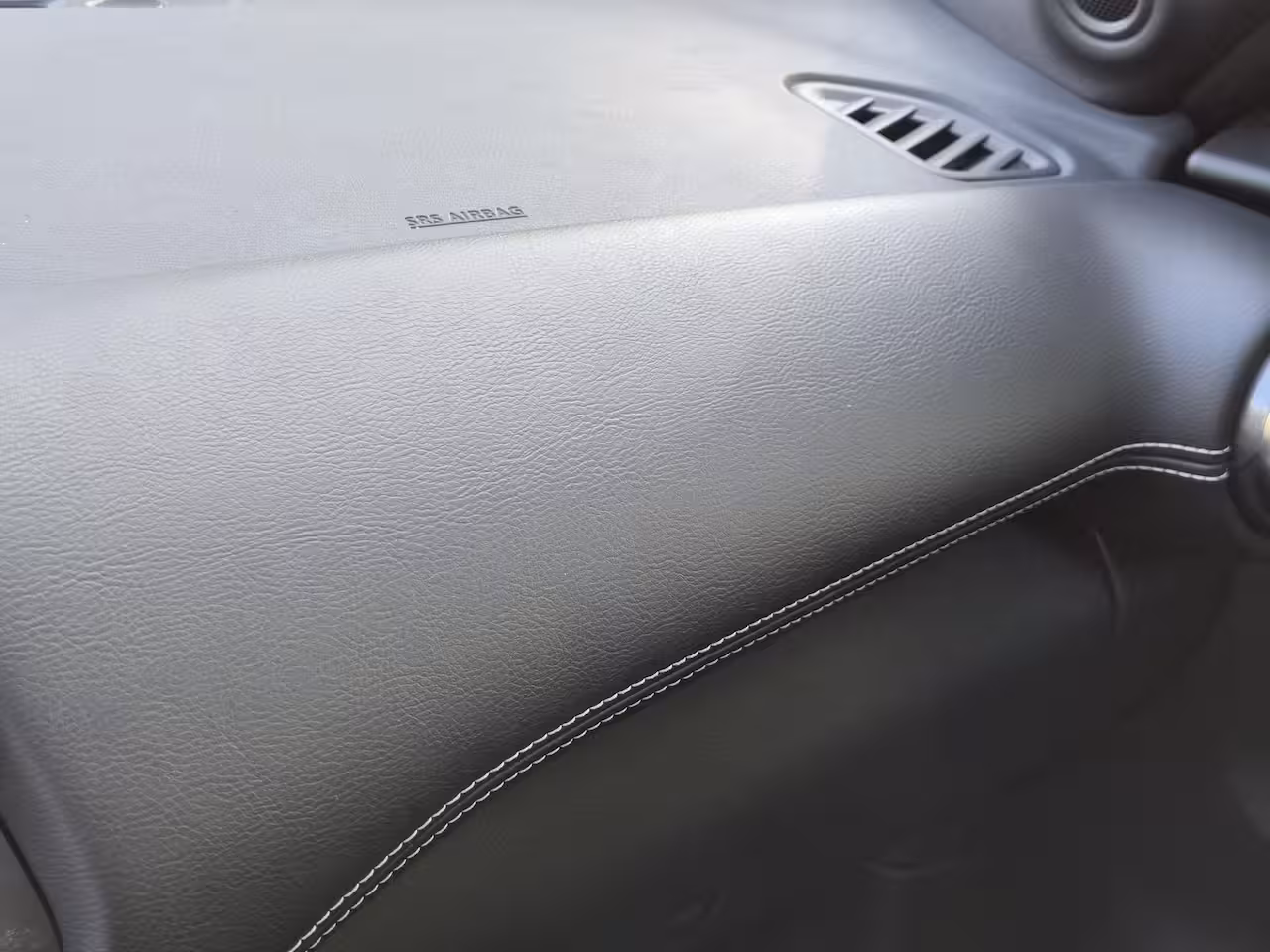 Nissan Juke 1.6 Hybrid N-Connecta / Fabrieksgarantie tot 03-2027 / Dealer onderhouden / Cruise control