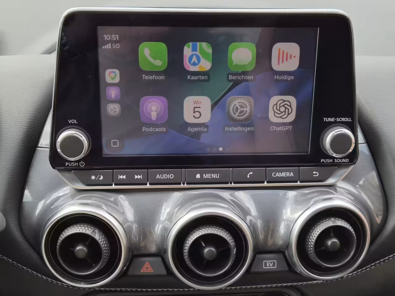 Nissan Juke 1.6 Hybrid N-Connecta / Fabrieksgarantie tot 03-2027 / Dealer onderhouden / Cruise control