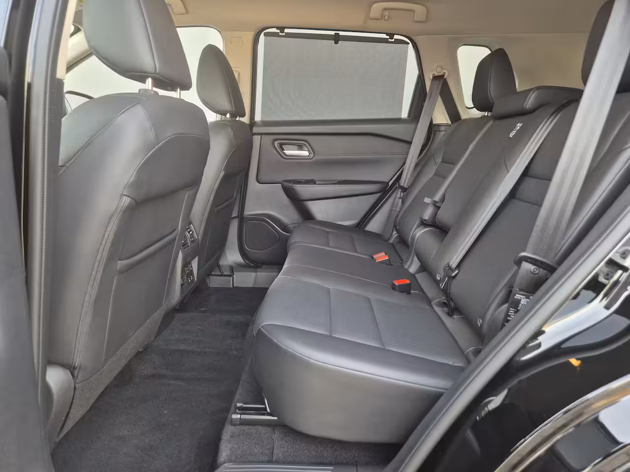 Nissan X-Trail 1.5 e-Power Tekna / Fabrieksgarantie tot 05-2028 / Dealer onderhouden / All Season banden