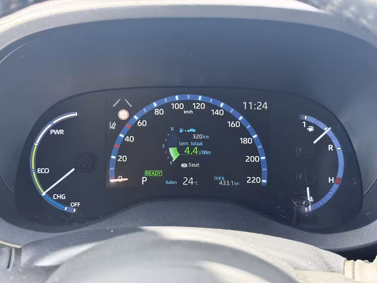 Toyota Yaris Cross 1.5 Hybrid Dynamic / Trekhaak / Navigatie / Apple Carplay / Achteruitrijcamera / Stuur-, S