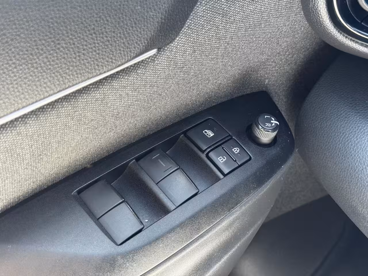 Toyota Yaris Cross 1.5 Hybrid Dynamic / Trekhaak / Navigatie / Apple Carplay / Achteruitrijcamera / Stuur-, S