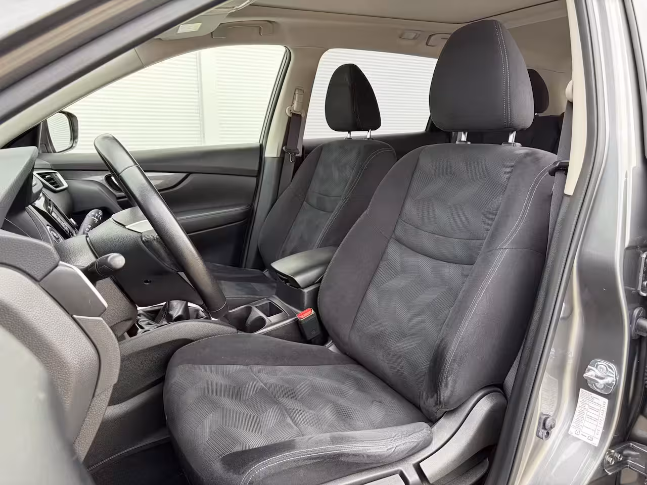 Nissan X-Trail 1.6 DIG-T N-Connecta / Trekhaak ( 1800 kg ) / Airco (automatisch) / Cruise control /