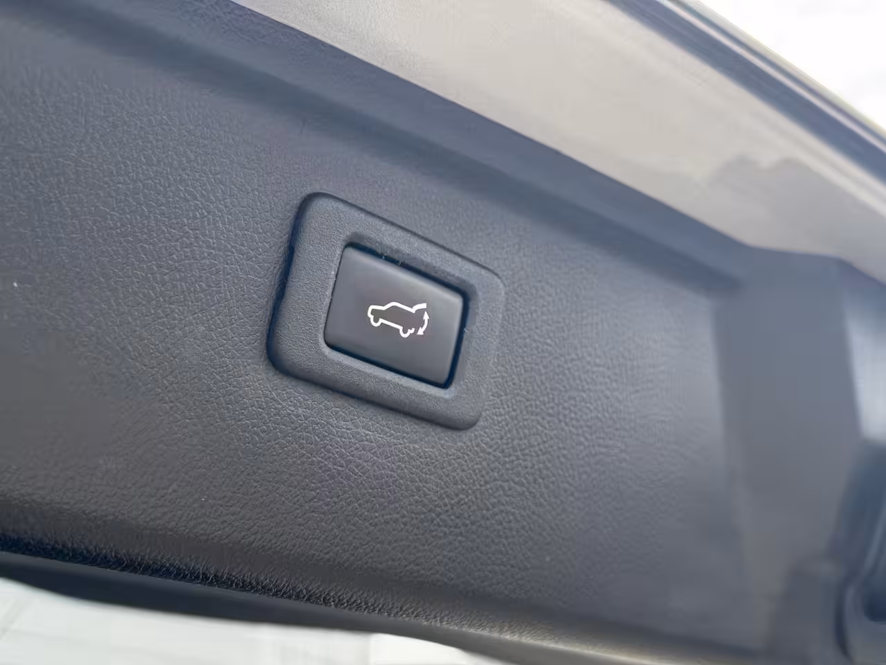 Subaru Outback 2.5i Premium / Trekhaak 2000 kg / 10-2017 / duurste uitvoering / zeer nette auto / goed on