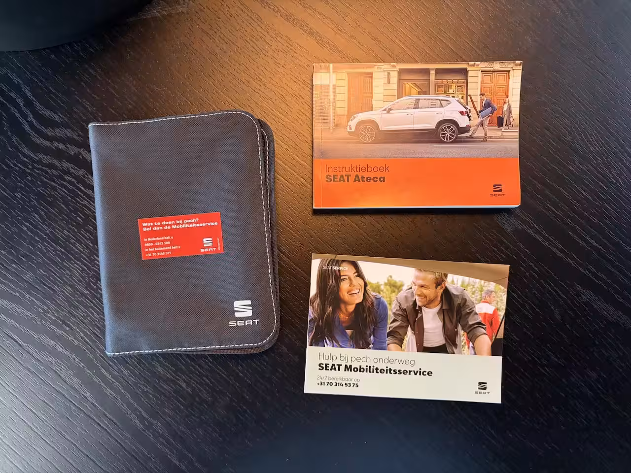 Seat Ateca 1.5 TSI Xcellence Business Intense / Trekhaak ( 1600 kg ) / Apple Carplay/Android Auto / N