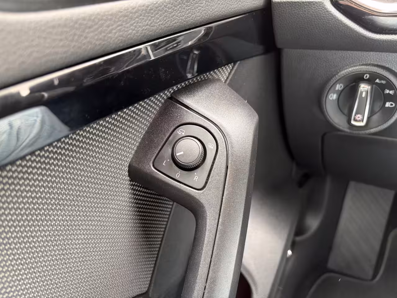 Seat Ateca 1.5 TSI Xcellence Business Intense / Trekhaak ( 1600 kg ) / Apple Carplay/Android Auto / N