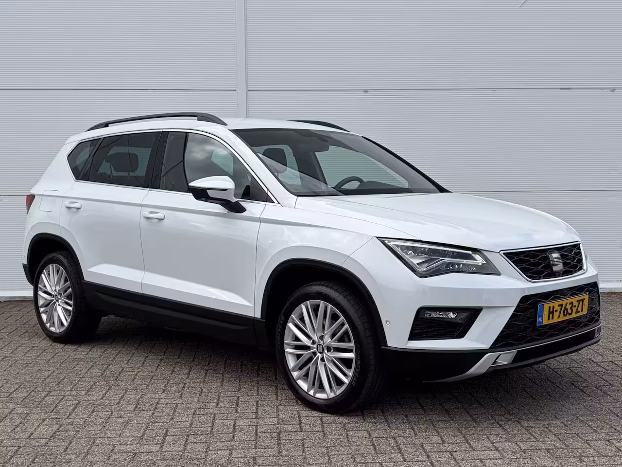 Seat Ateca 1.5 TSI Xcellence Business Intense / Trekhaak ( 1600 kg ) / Apple Carplay/Android Auto / N
