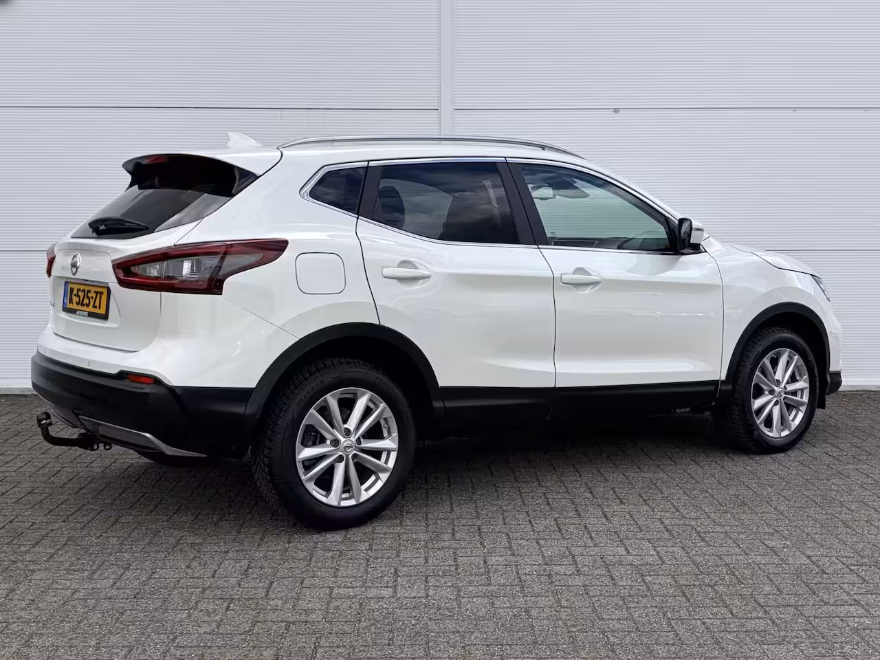 Nissan Qashqai 1.3 DIG-T Design Edition / Trekhaak ( 1300 kg ) / Apple Carplay/Android Auto / Airco (auto