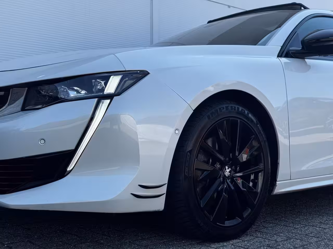 Peugeot 508 1.6 HYbrid GT / Panoramadak / Adaptief Cruise Control / Elektrische Voorstoelen Met Massag
