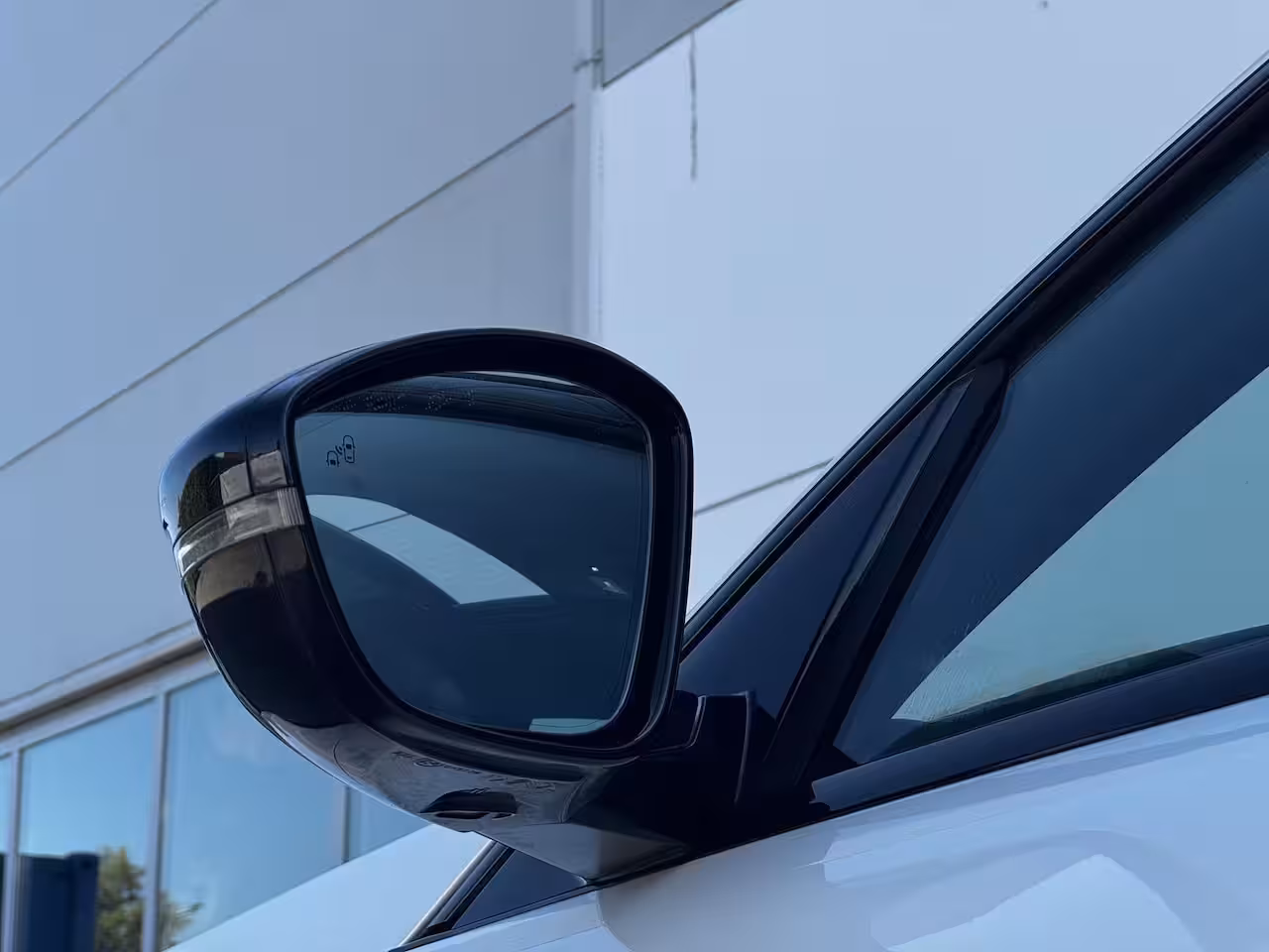 Peugeot 508 1.6 HYbrid GT / Panoramadak / Adaptief Cruise Control / Elektrische Voorstoelen Met Massag