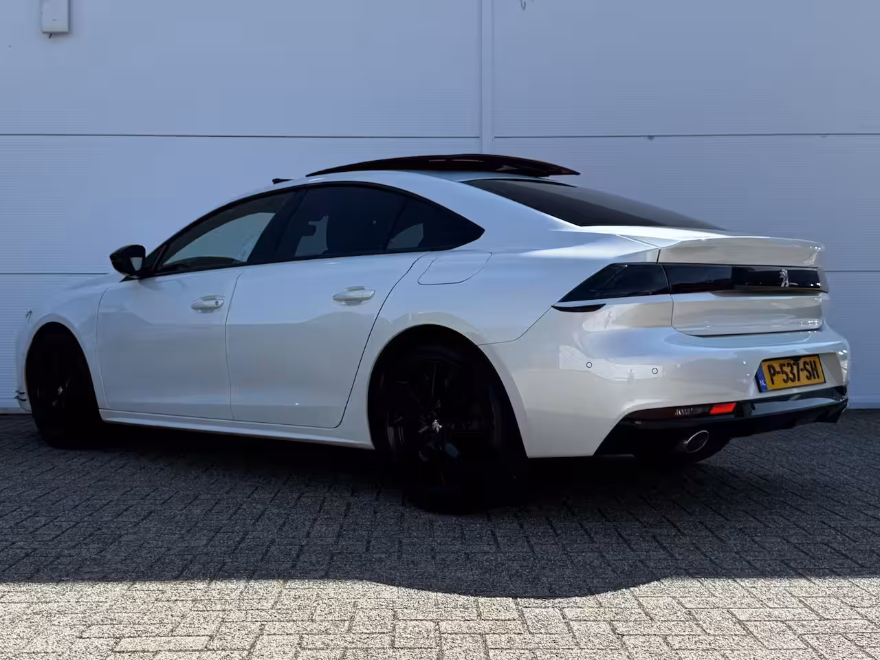 Peugeot 508 1.6 HYbrid GT / Panoramadak / Adaptief Cruise Control / Elektrische Voorstoelen Met Massag