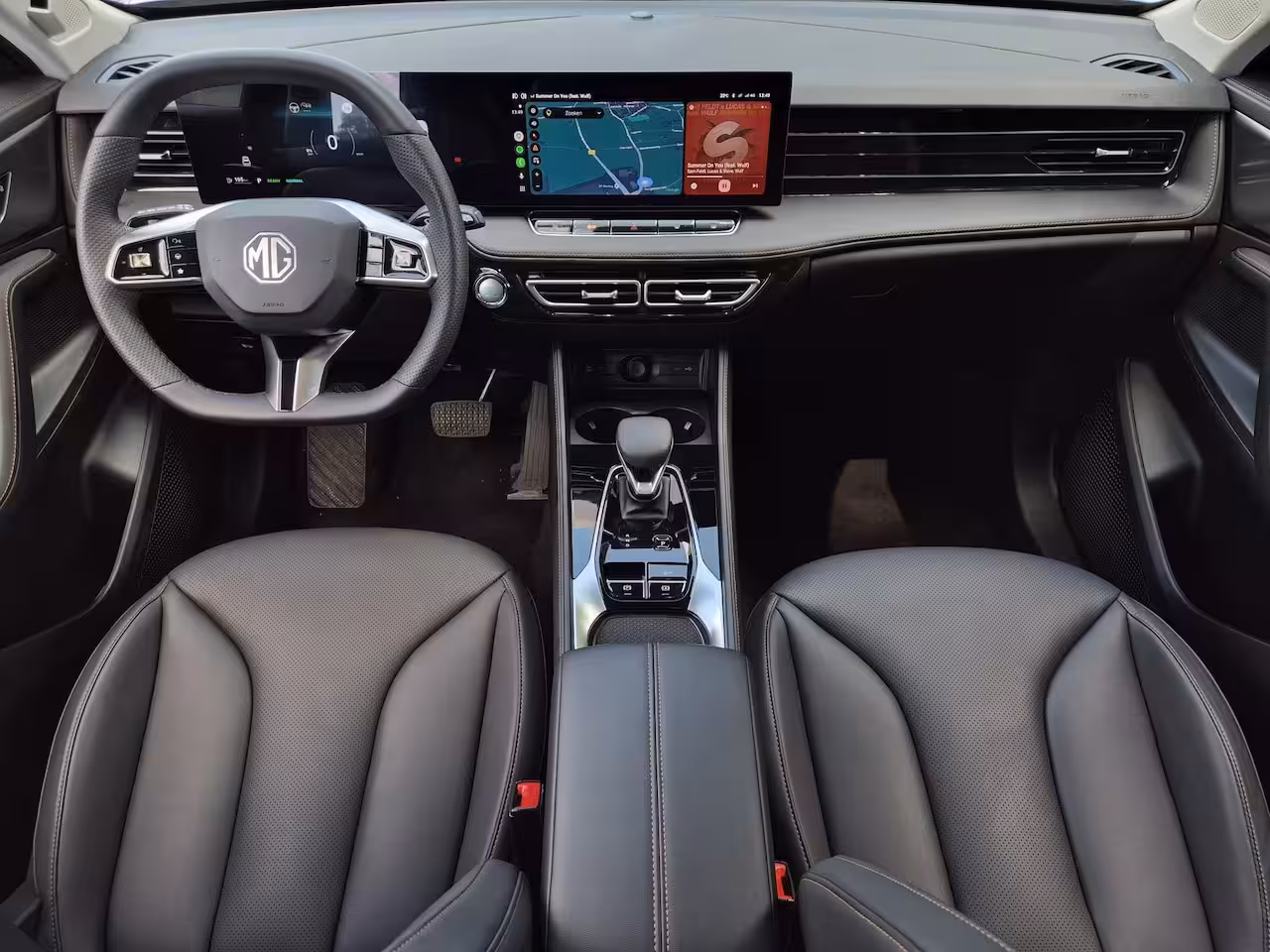 MG MG HS Hybrid+ 1.5 Luxury / Fabrieksgarantie tot 12-2032<150.000 km / Stuur- & Stoelverwarming / Elektris