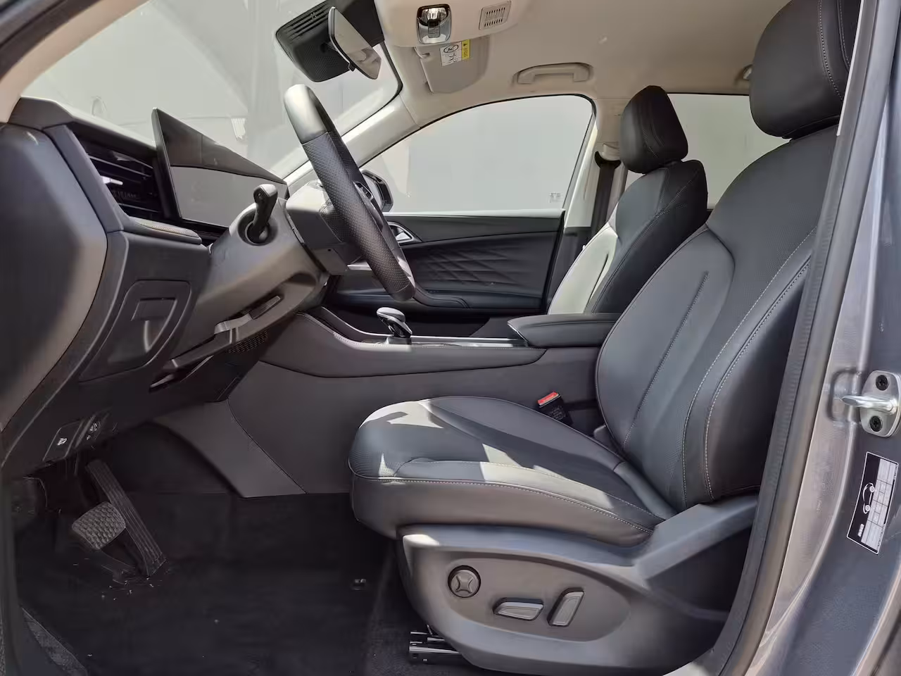 MG MG HS Hybrid+ 1.5 Luxury / Fabrieksgarantie tot 12-2032<150.000 km / Stuur- & Stoelverwarming / Elektris