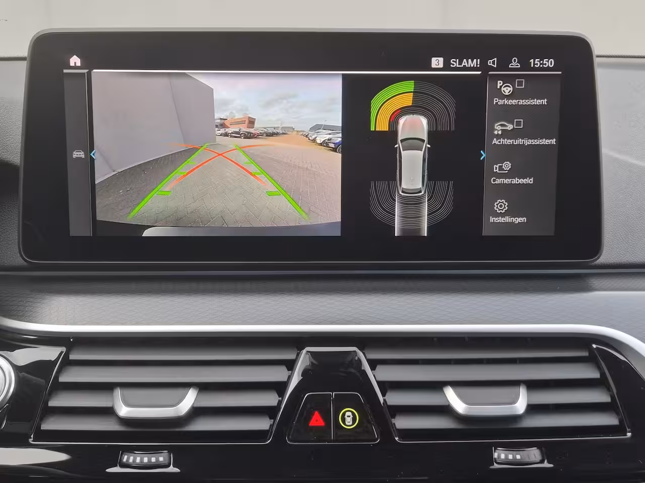 BMW 5-serie Touring 530e xDrive Business Edition Plus / Accu SOH 98% / M-Sport / Drie fase laden / Apple Carpl