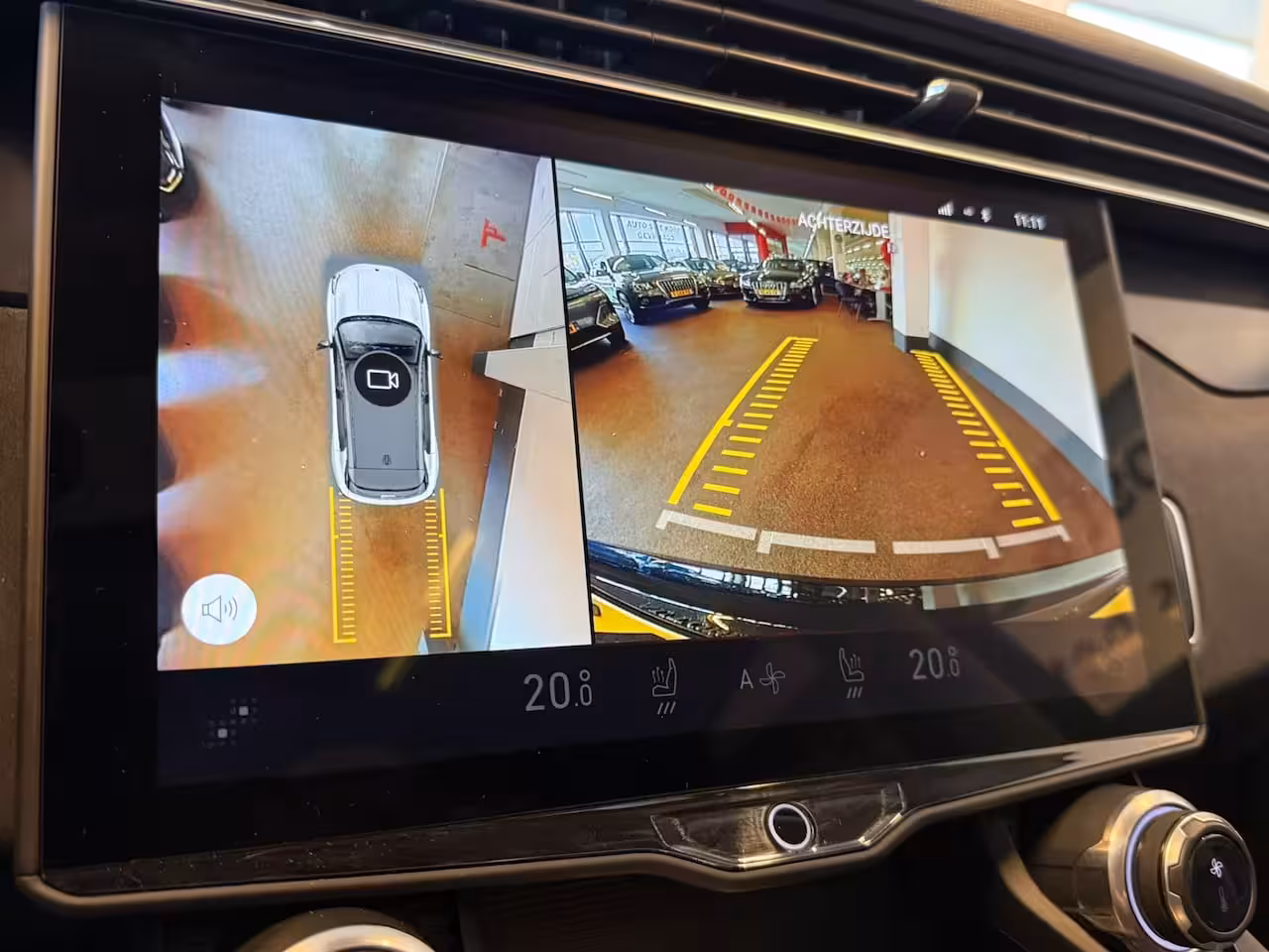 Lynk & Co 01 1.5 | 360 Camera | Navigatie | Apple carplay | Memory seats | Sfeerverlichting | Adaptieve