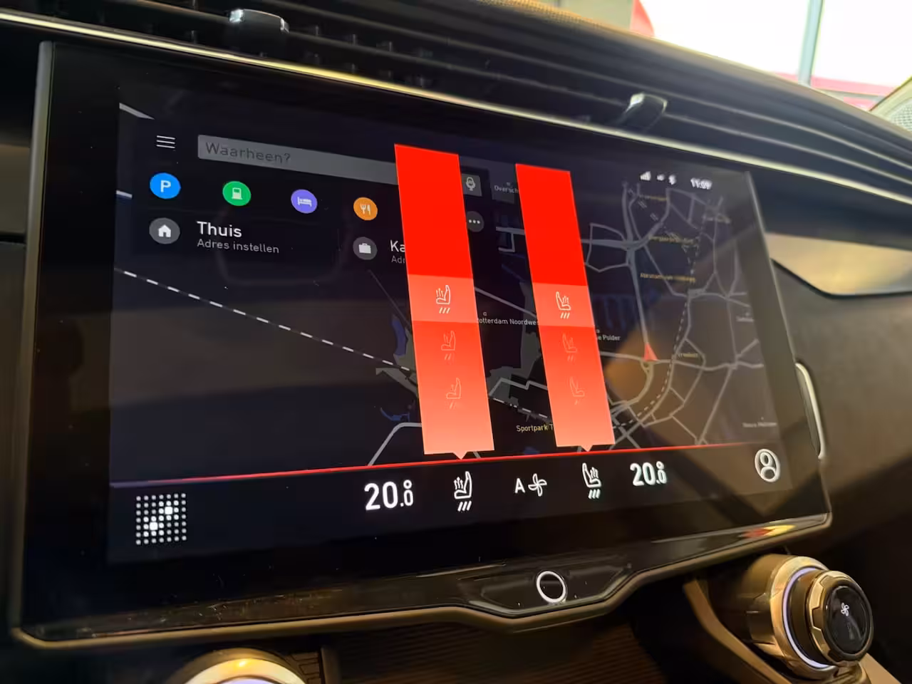 Lynk & Co 01 1.5 | 360 Camera | Navigatie | Apple carplay | Memory seats | Sfeerverlichting | Adaptieve