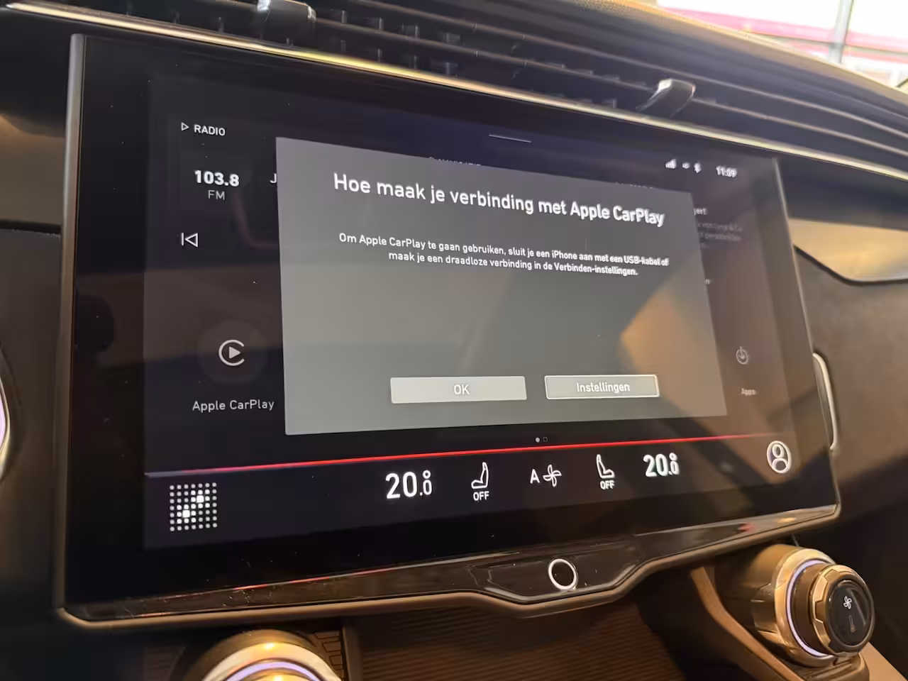Lynk & Co 01 1.5 | 360 Camera | Navigatie | Apple carplay | Memory seats | Sfeerverlichting | Adaptieve