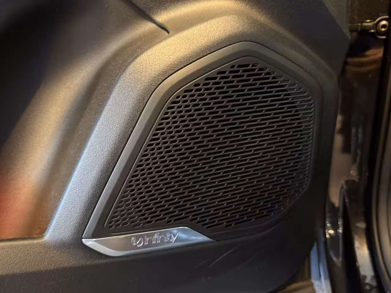 Lynk & Co 01 1.5 | 360 Camera | Navigatie | Apple carplay | Memory seats | Sfeerverlichting | Adaptieve
