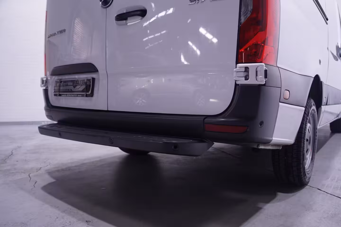 Mercedes-Benz Sprinter 317 CDI 170 pk L2H2 Automaat Nwe Model, Navi LED Koplampen, Camera, Laadruimte Pakket, PDC