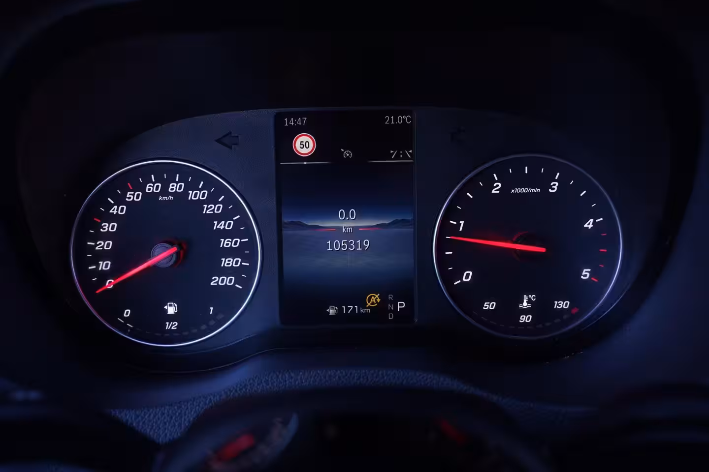 Mercedes-Benz Sprinter 317 CDI 170 pk L2H2 Automaat Nwe Model, Navi LED Koplampen, Camera, Laadruimte Pakket, PDC