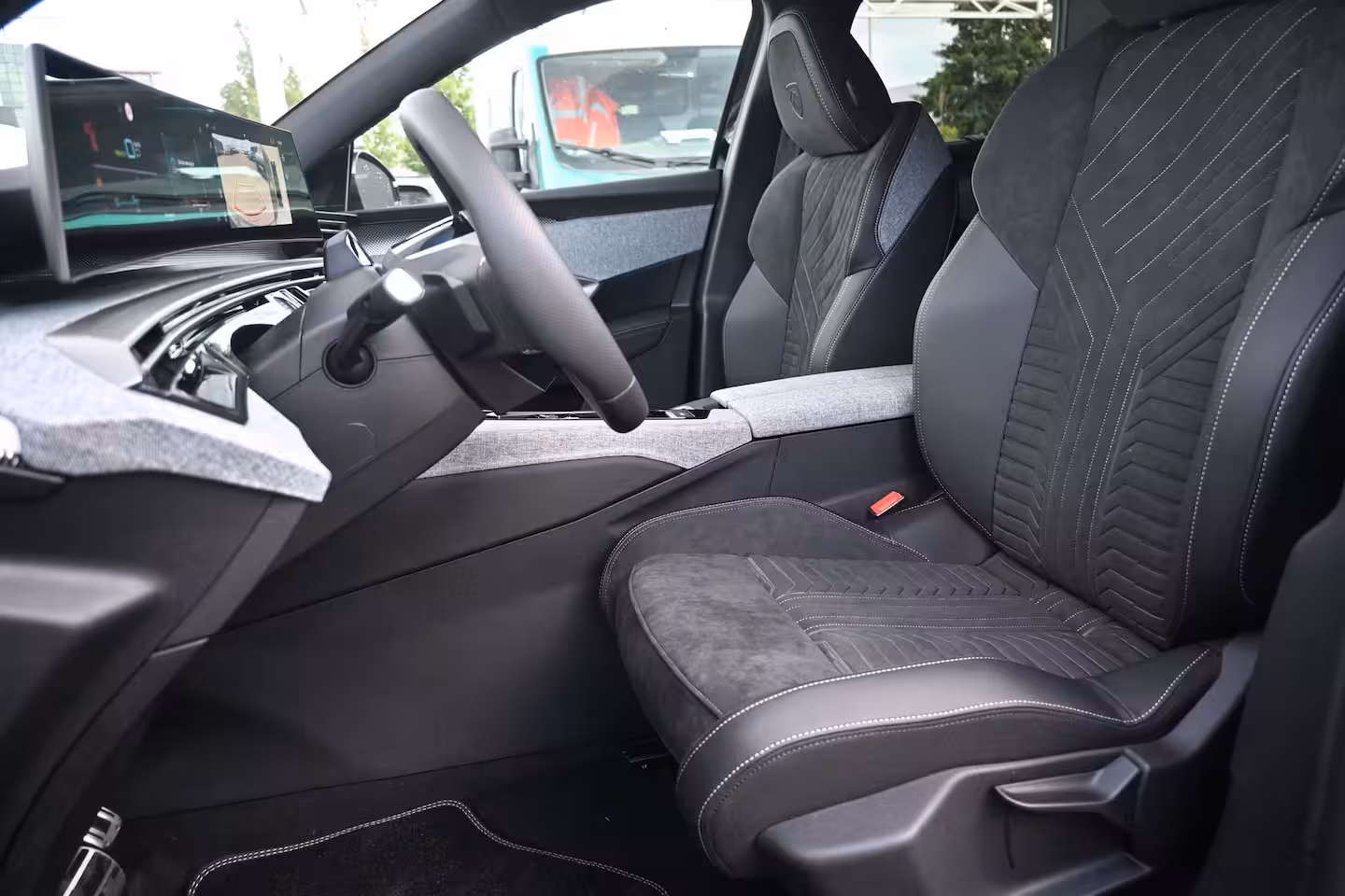 Peugeot 5008 GT | Adaptieve cruise control met Stop&Go functie | LED 3D-achterlichten | Pack Safety Plu