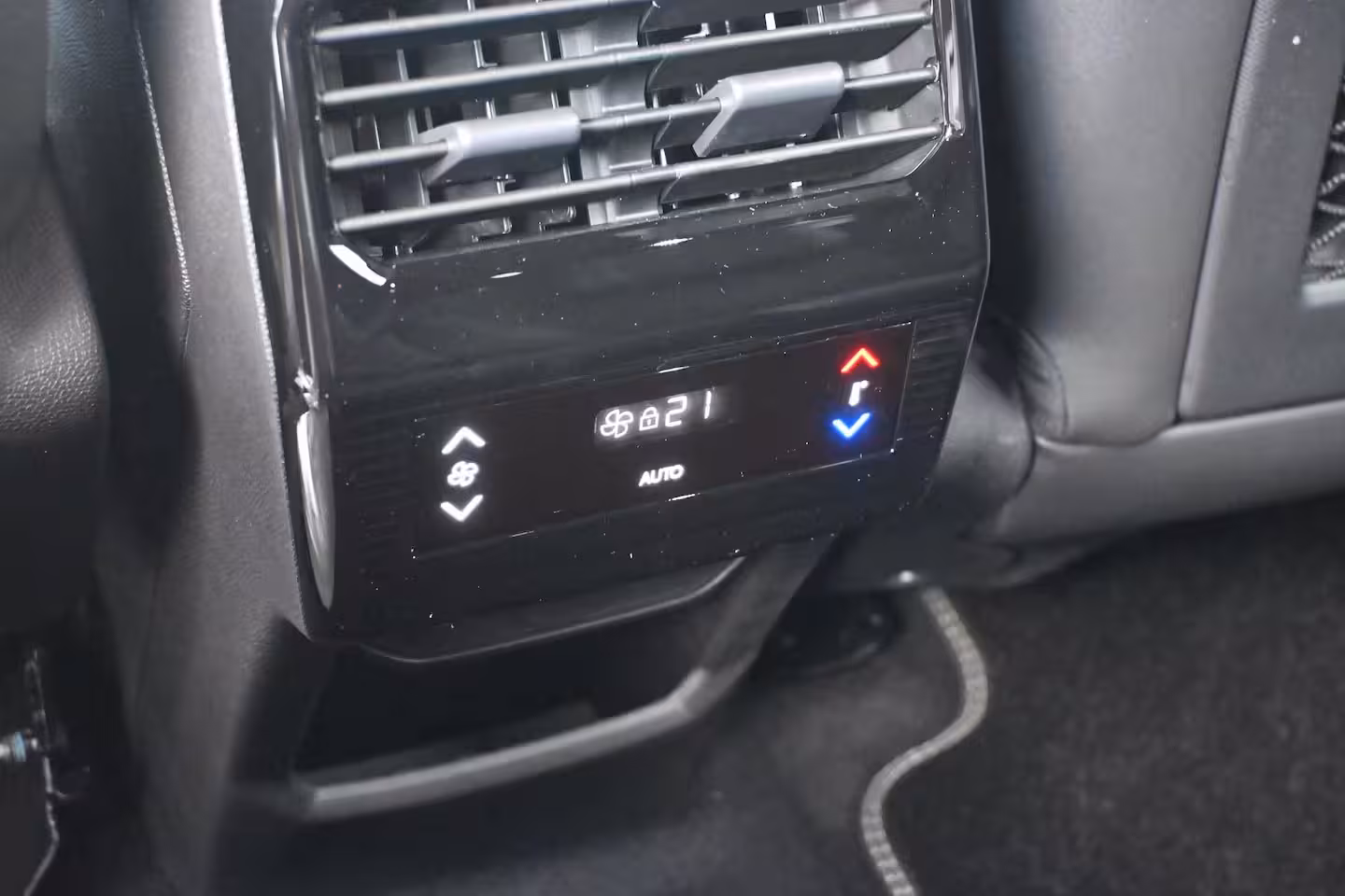 Peugeot 5008 GT | Adaptieve cruise control met Stop&Go functie | LED 3D-achterlichten | Pack Safety Plu