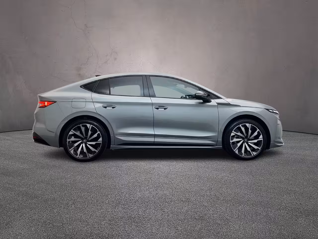 Skoda Enyaq Coupé iV Elektromotor 82 kWh 286pk Sportline €56.485, - incl inruilpremie