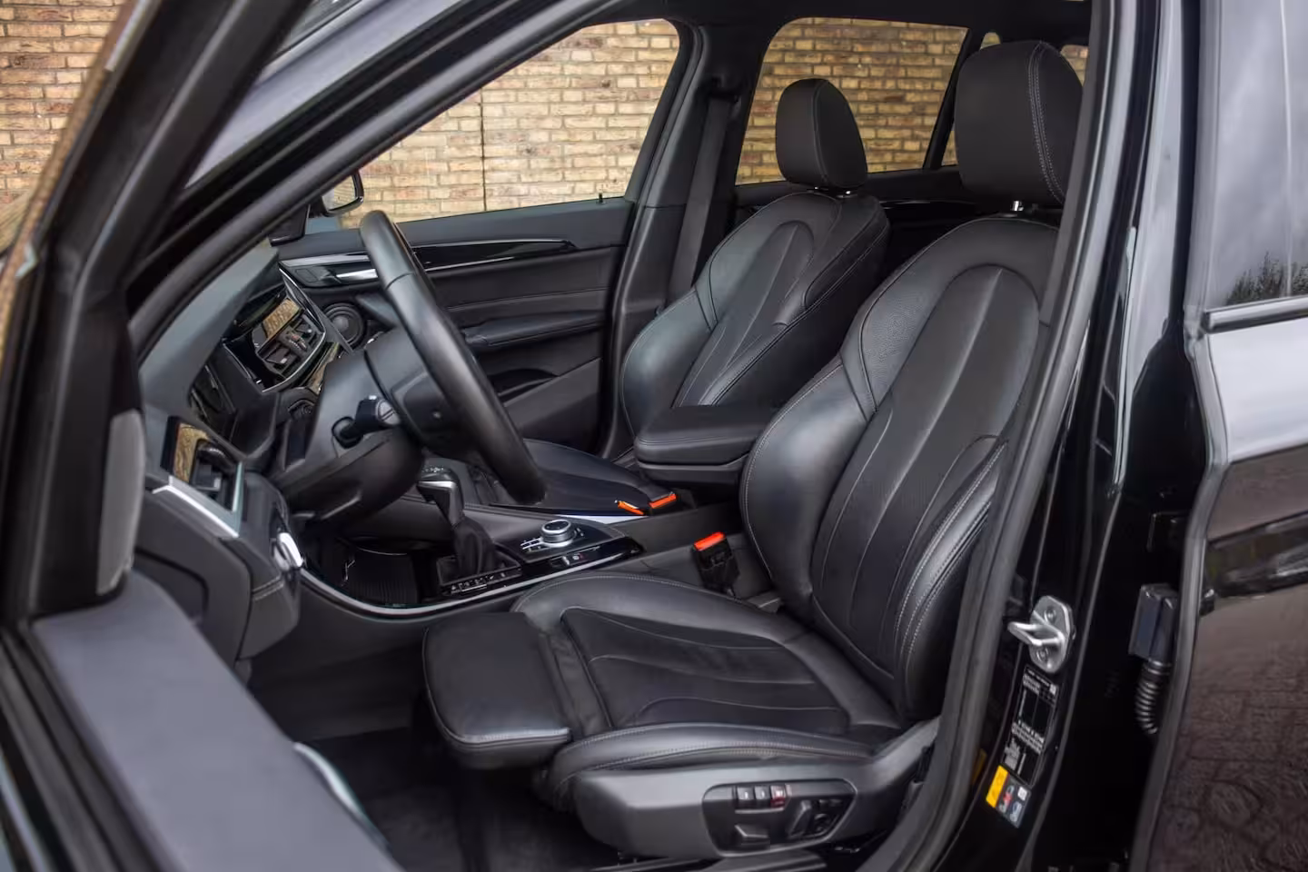 BMW X1 xDrive25e M-Sport, Pano, Leder, Trekhaak, Ambient, H&K
