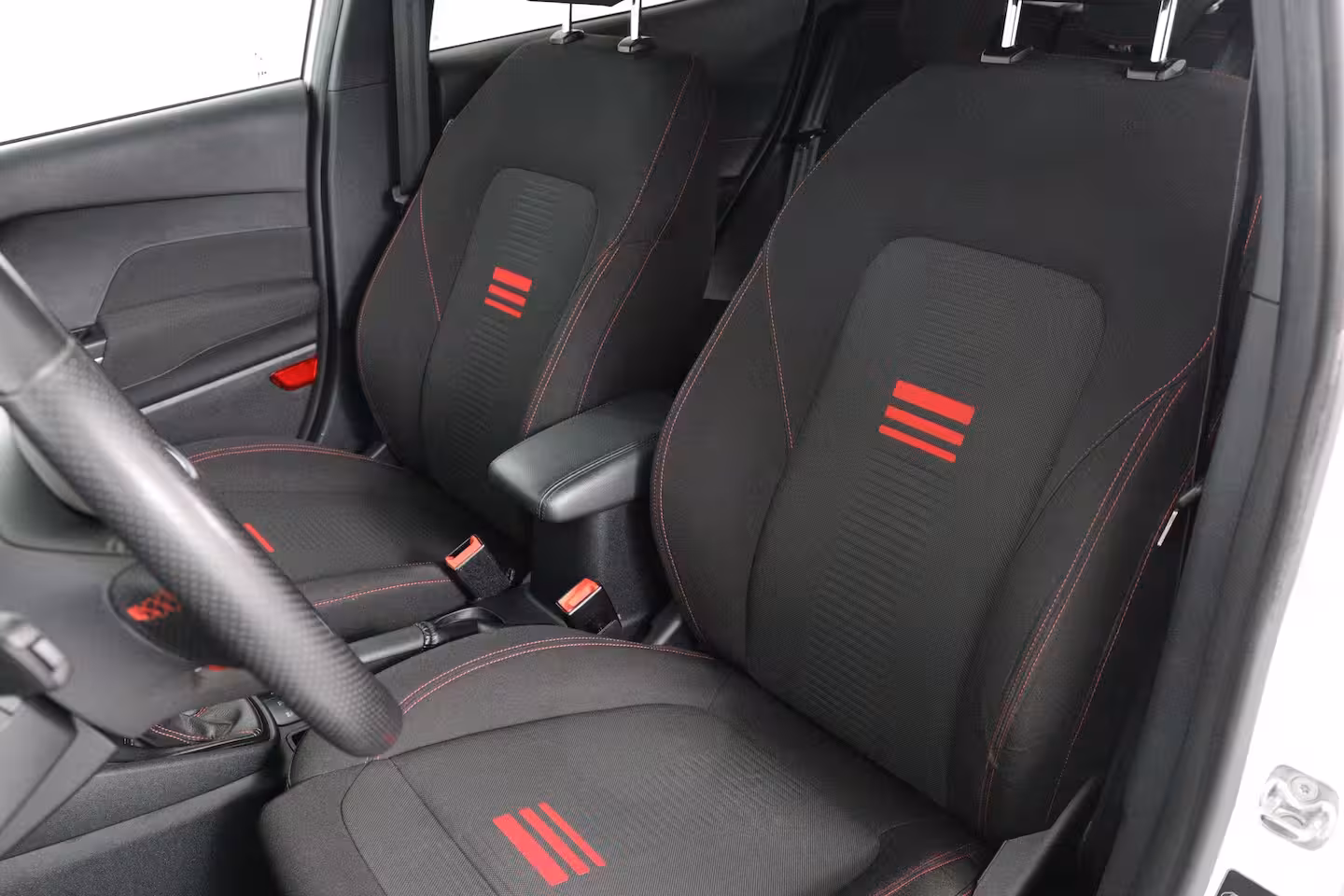 Ford Fiesta 1.0 EcoBoost Hybrid ST-Line X | Dealer Onderhouden | LED | Winterpack | B&O | Camera | Cli