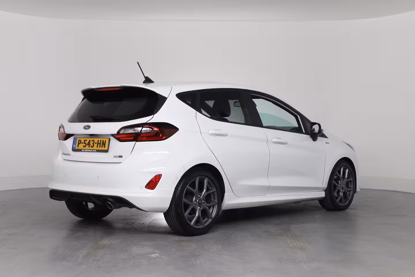 Ford Fiesta 1.0 EcoBoost Hybrid ST-Line X | Dealer Onderhouden | LED | Winterpack | B&O | Camera | Cli