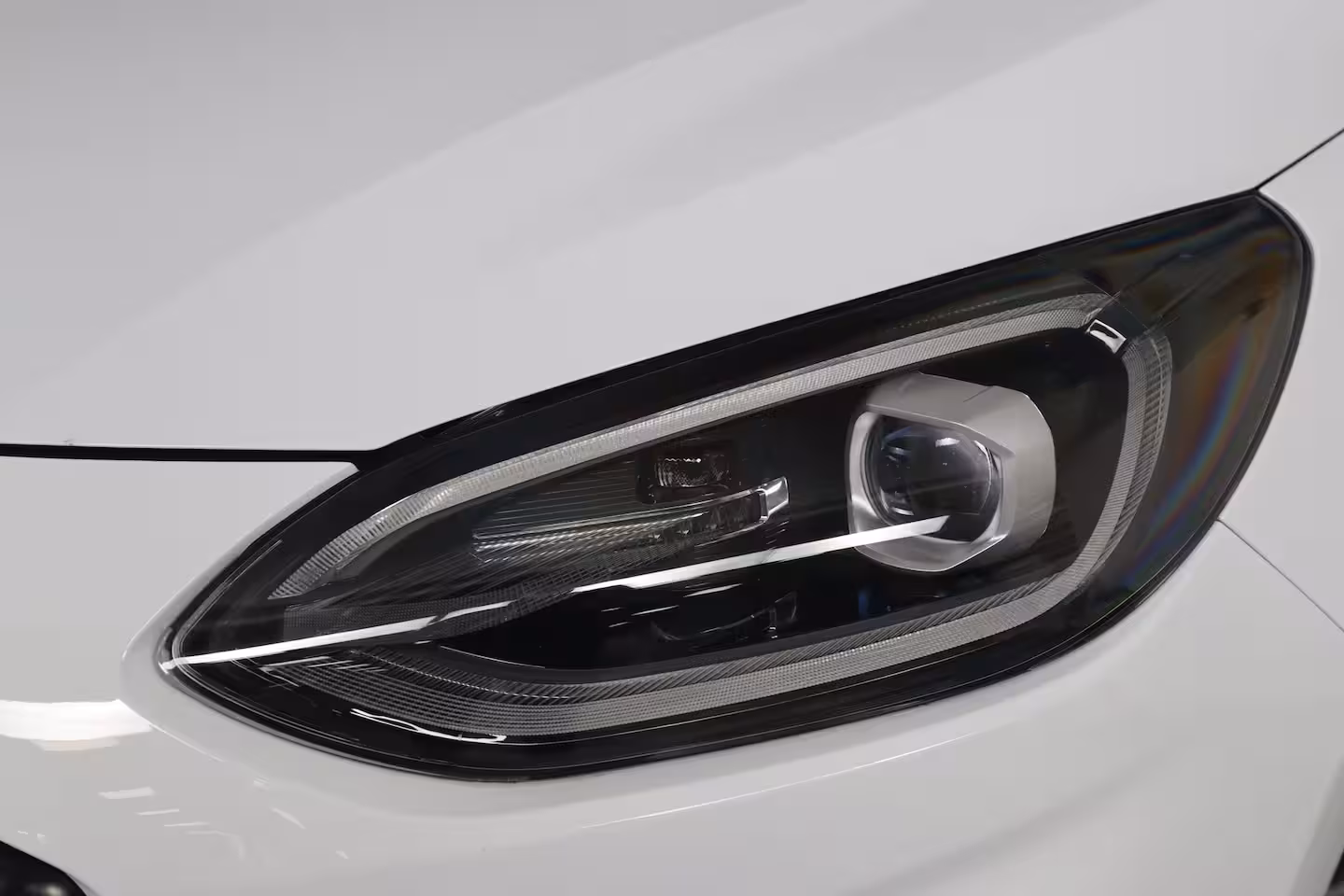 Ford Fiesta 1.0 EcoBoost Hybrid ST-Line X | Dealer Onderhouden | LED | Winterpack | B&O | Camera | Cli