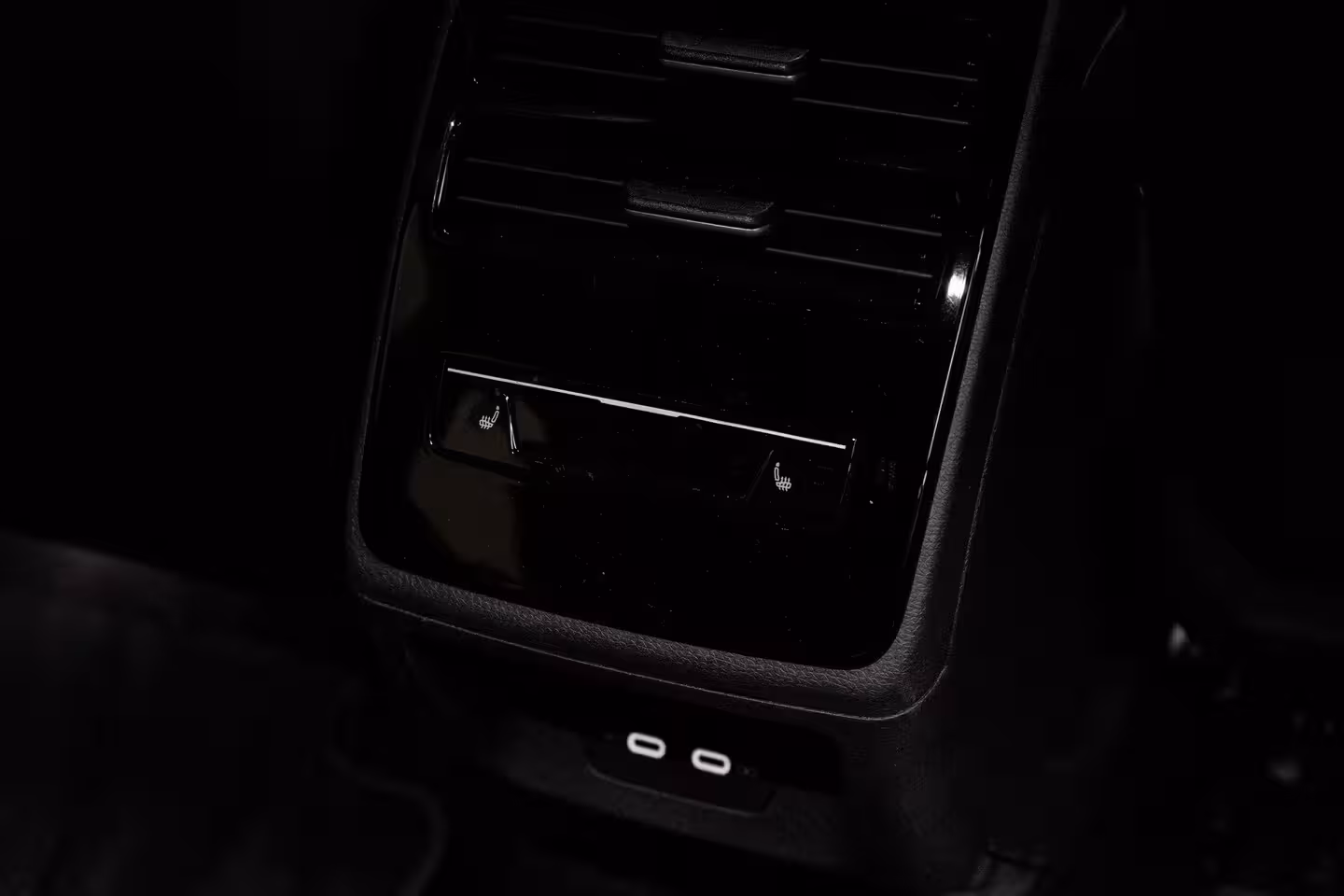 Volkswagen ID.7 Tourer GTX 340 pk 4Motion | Wegklapbare Trekhaak | 360 camera | Elektrische geheugen stoel |