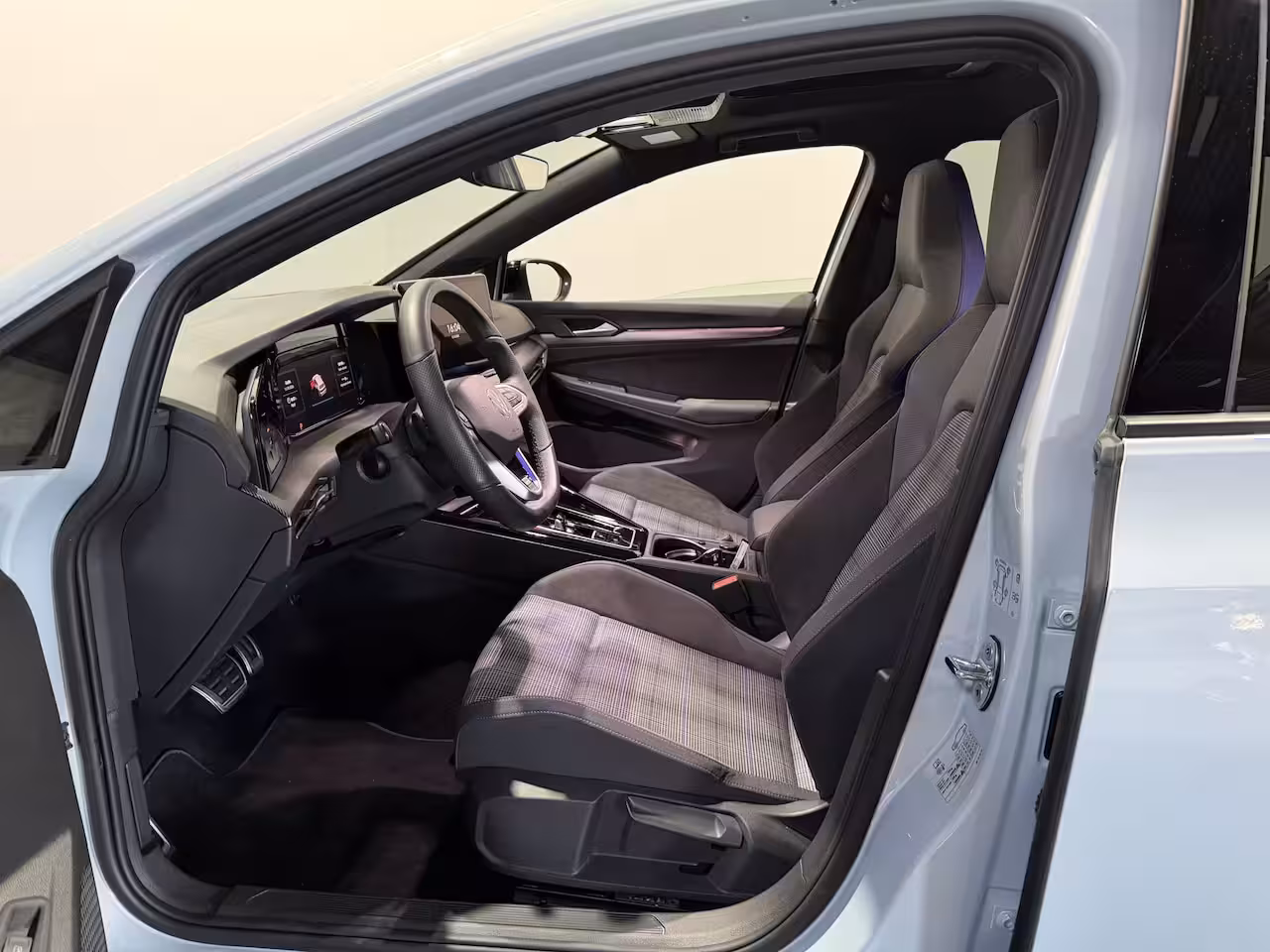 Volkswagen Golf 1.5 eHybrid GTE - CarPlay / HUD / Lane Assist