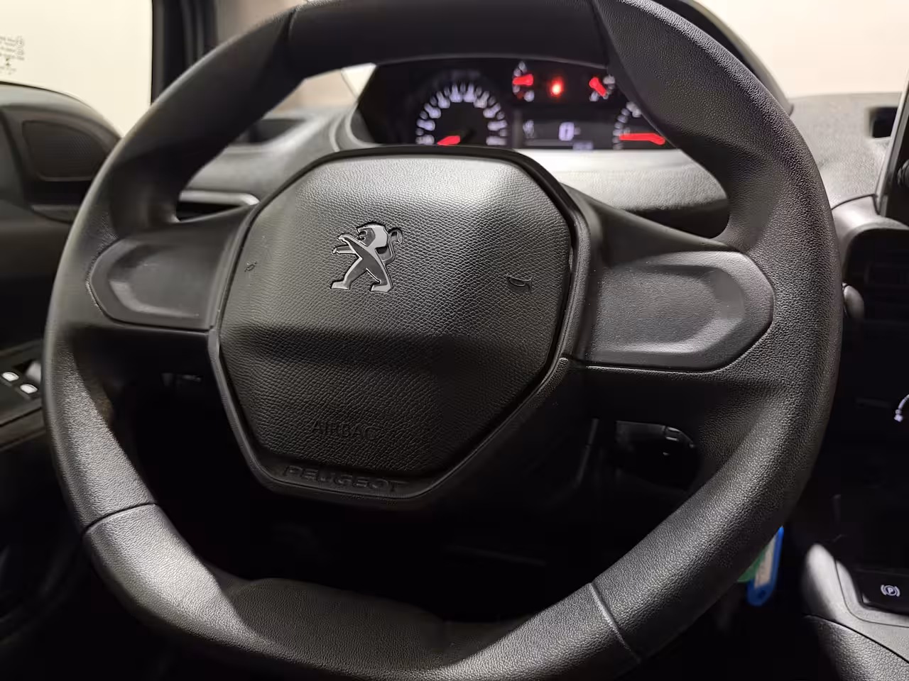 Peugeot Partner 1.5 BlueHDI Premium - CarPlay / Cruise / Airco