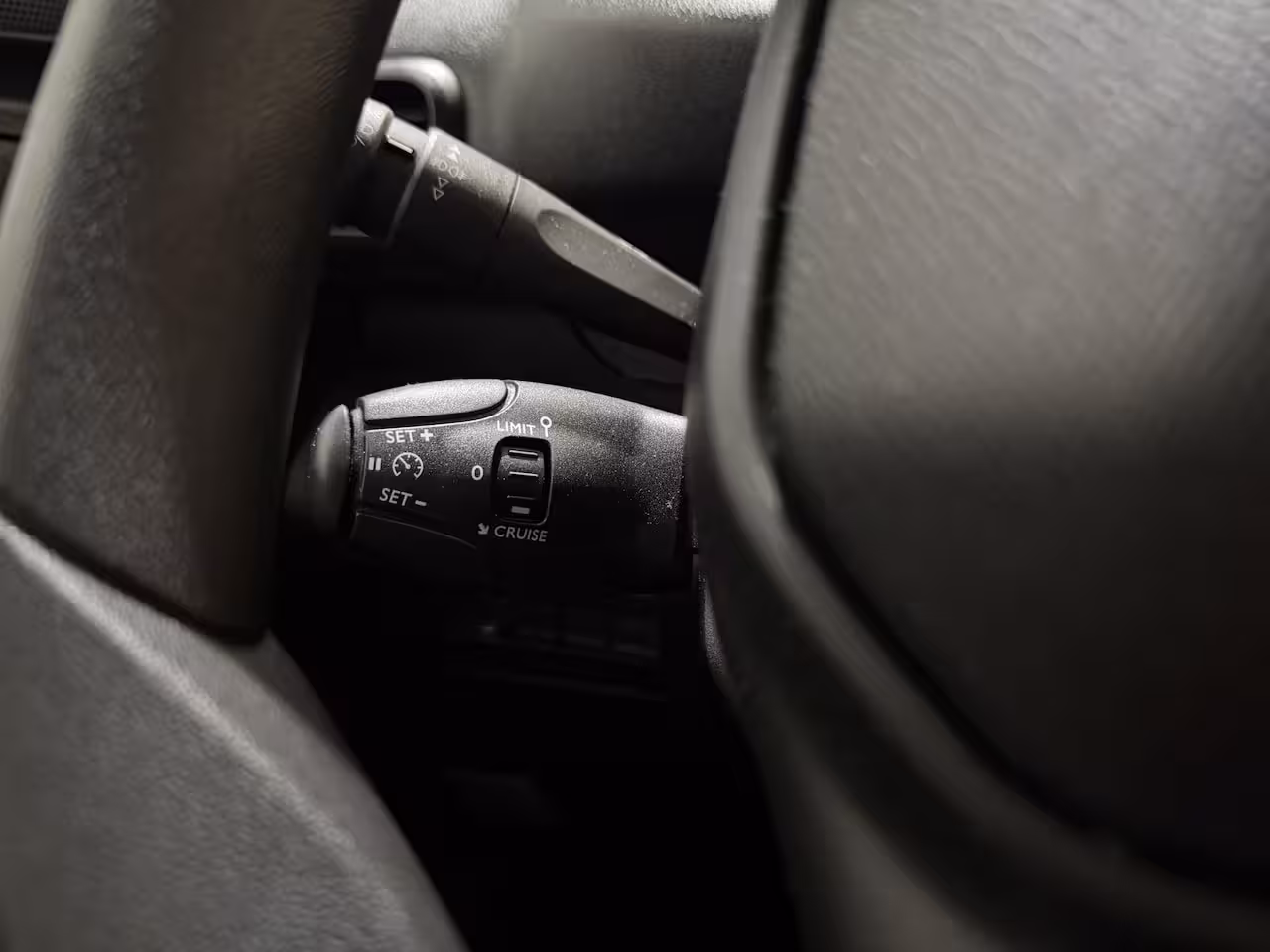 Peugeot Partner 1.5 BlueHDI Premium - CarPlay / Cruise / Airco