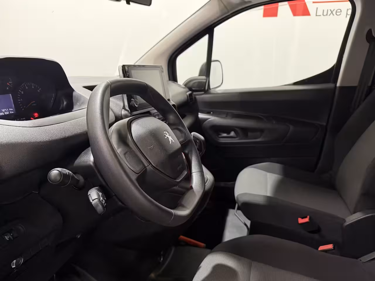 Peugeot Partner 1.5 BlueHDI Premium - CarPlay / Cruise / Airco