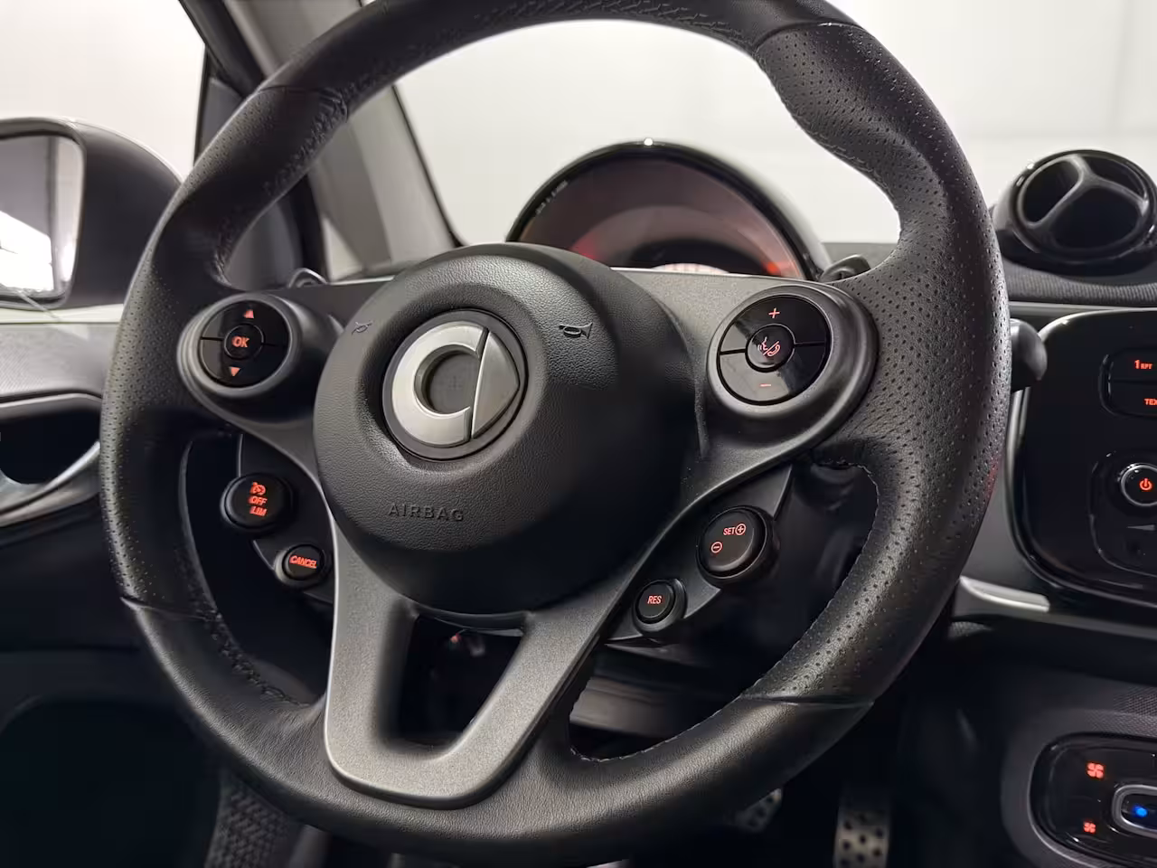 Smart Fortwo 1.0 Turbo Passion - Automaat - Airco / Bluetooth