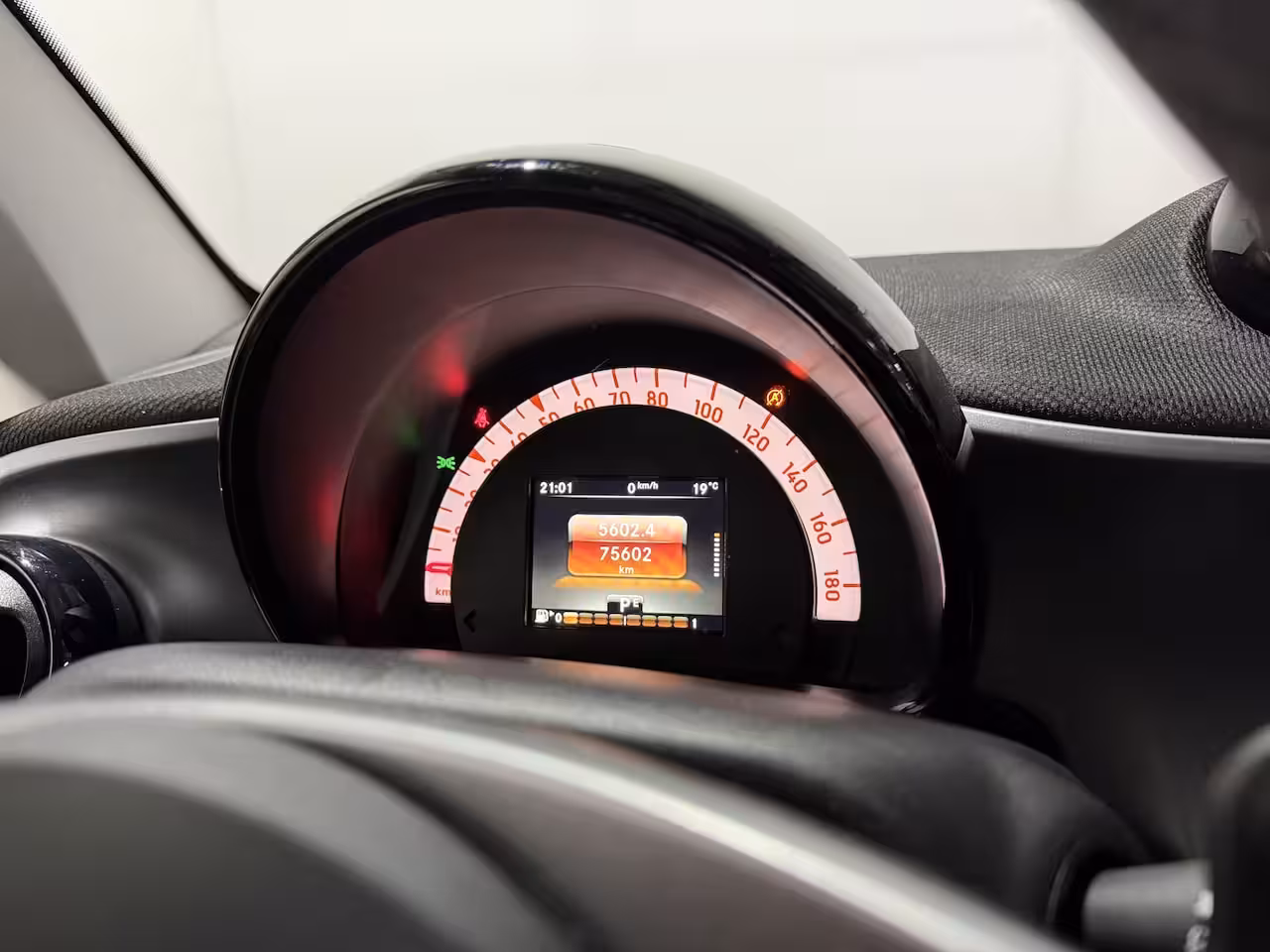 Smart Fortwo 1.0 Turbo Passion - Automaat - Airco / Bluetooth