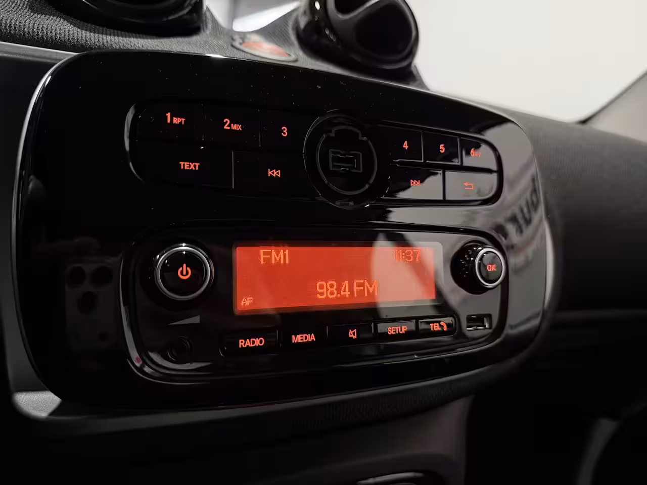 Smart Fortwo 1.0 Turbo Passion - Automaat - Airco / Bluetooth